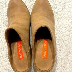Rocket dog, beige, slides with chunky heel